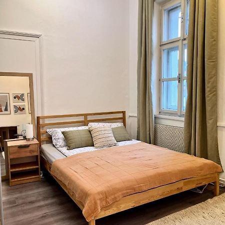 1 Bedroom Studio Close To Palmovka 프라하 외부 사진