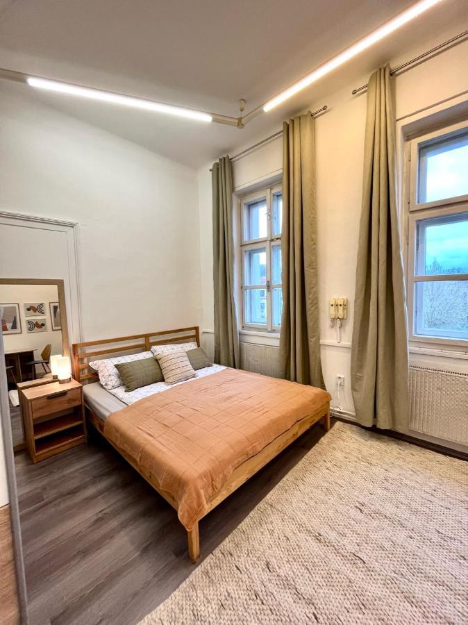 1 Bedroom Studio Close To Palmovka 프라하 외부 사진
